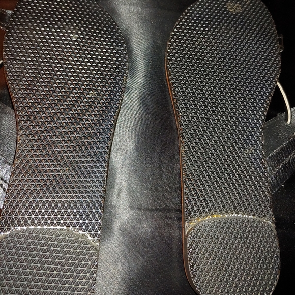 African sandal - Picture 2 of 2